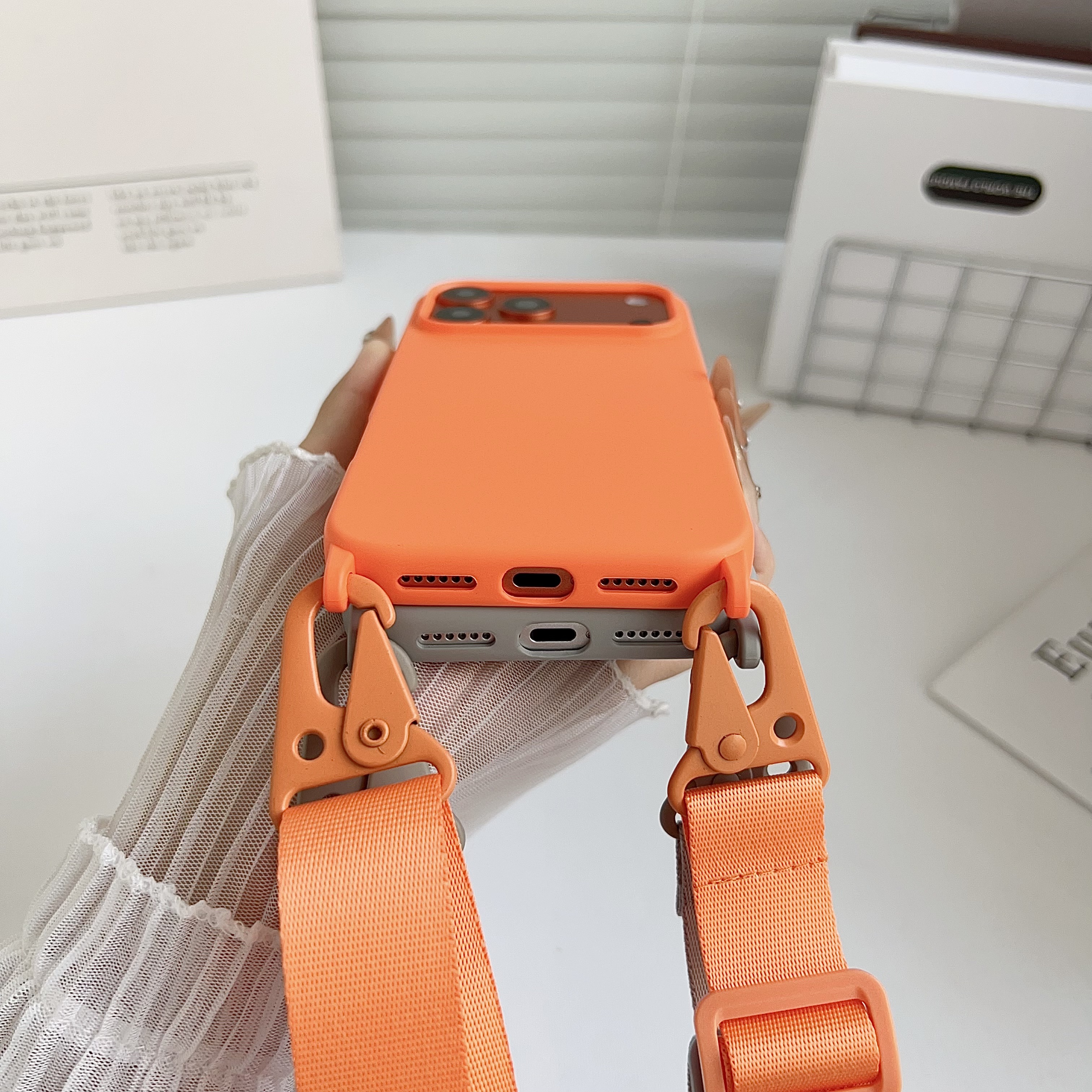 Crossbody Lanyard Matte Silico - Phone Cases Rugged recensie en prijs