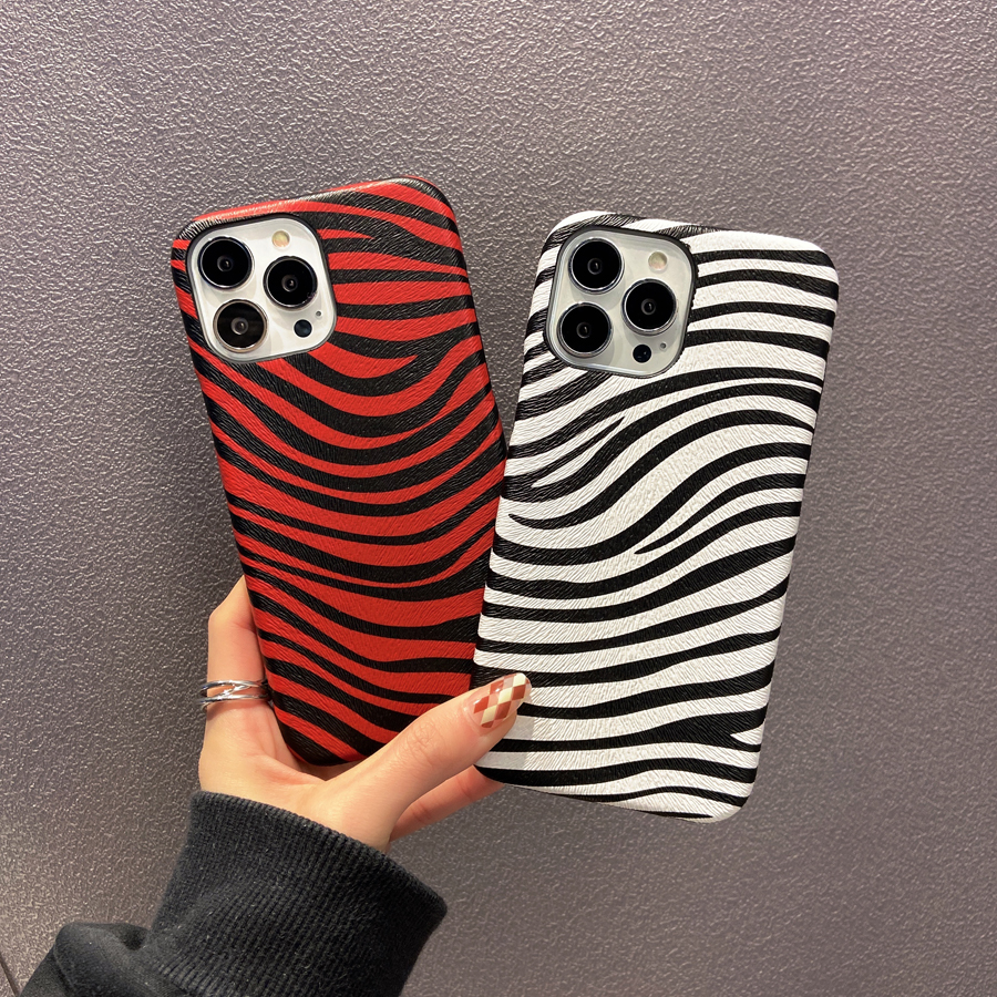 Vogue Zebra Print Grain Phone  - Phone Cases Vogue recensie en prijs
